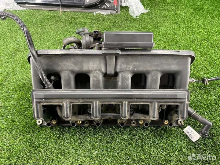 Коллектор впускной Bmw X5 E53 M54B30 2005