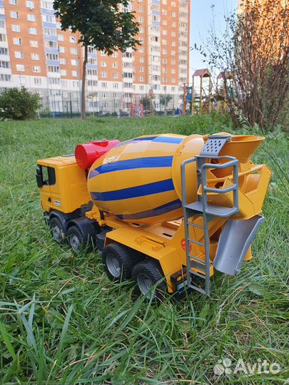Бетономешалка Bruder