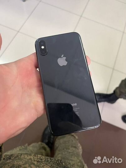 iPhone X, 64 ГБ