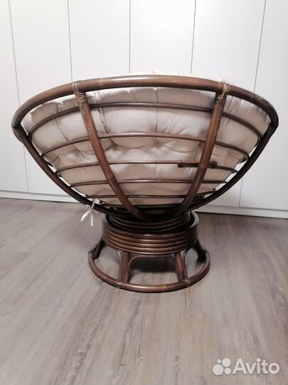 Кресло-качалка из натурального ротанга