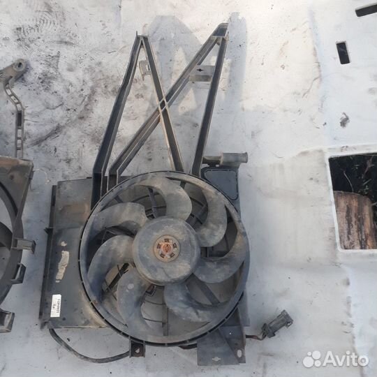 Вентилятор кондиционера охлаждения Опель Вектра Б