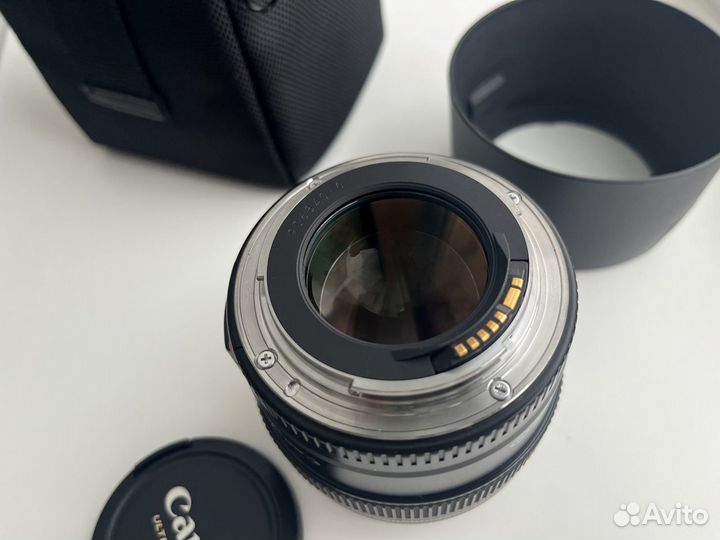 Объектив Canon EF 85mm f 1.8 usm