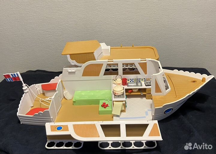 Sylvanian families яхта Marita May