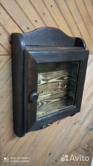 Ключница настенная из дерева