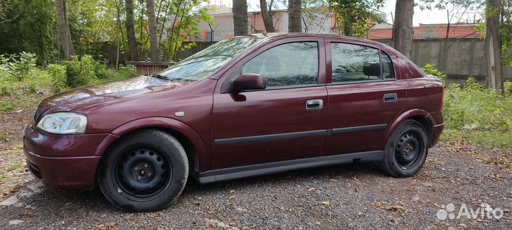 Opel Astra 1.6 МТ, 2004, 360 000 км