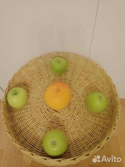 Плетеный поднос