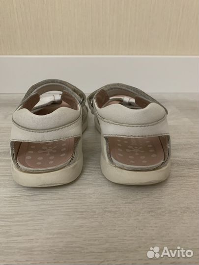 Сандалии для девочки31р