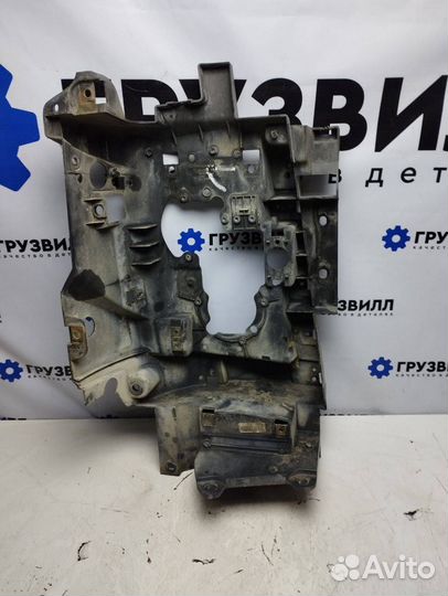 Корпус фары левый Volvo FMX 82423778