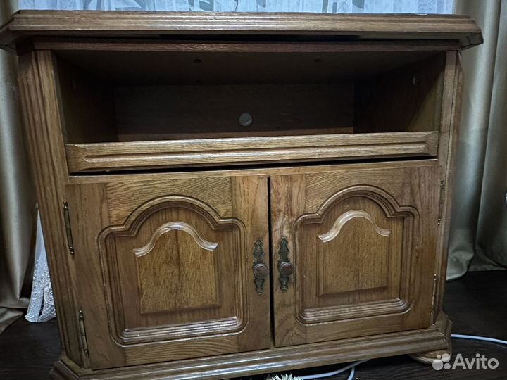 Тумба под тв