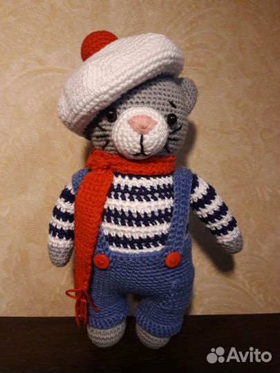 Вязаный котик