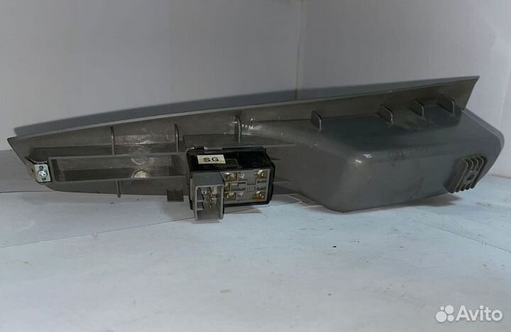 Chevrolet Lacetti (J200) Кнопка стеклоподъемника