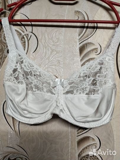 Бюстгальтер