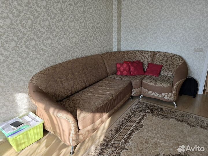 Угловой диван