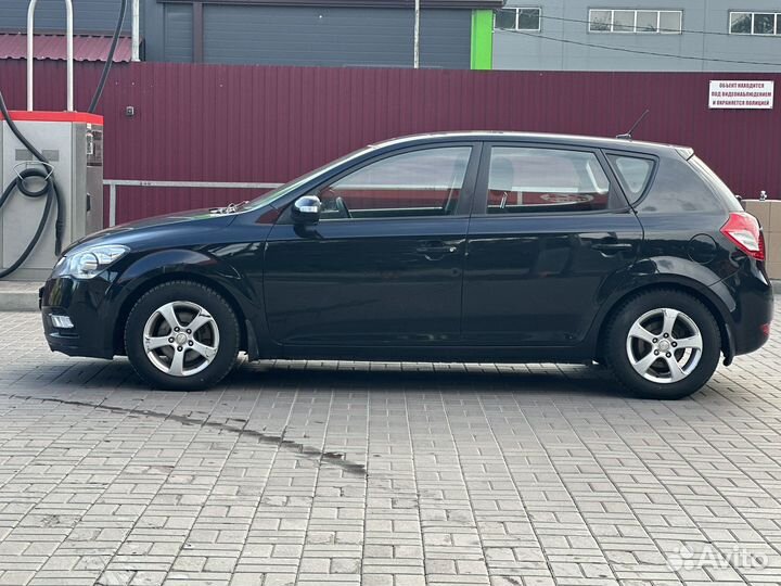 Kia Ceed 1.6 AT, 2011, 252 363 км