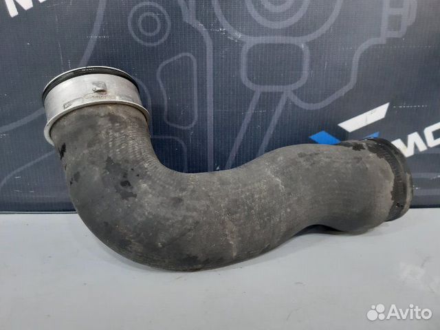 Патрубок интеркулера Volkswagen Passat Variant B6