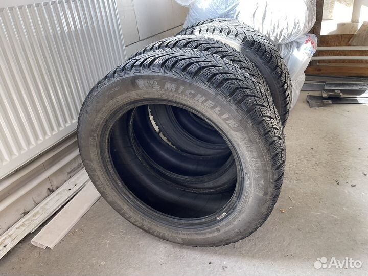 Michelin X-Ice North 4 205/55 R16