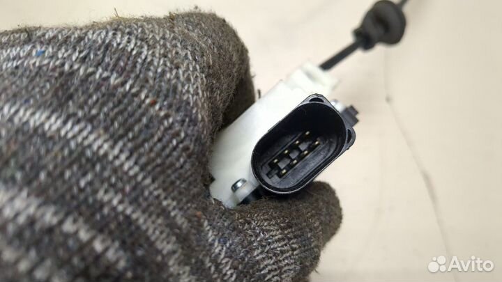 Замок двери левый передний Volkswagen Golf 4, 2002