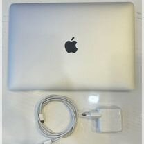 Продам ноутбук MacBook Air с процессором Apple M1