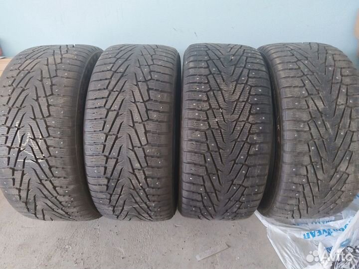 Yokohama 104ZR 295/40 R21