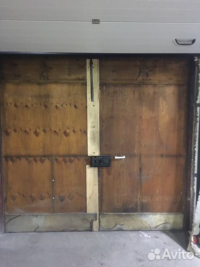 Ворота гаражные металлические