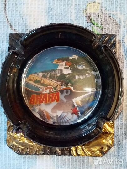 Пепельницы сувенирные