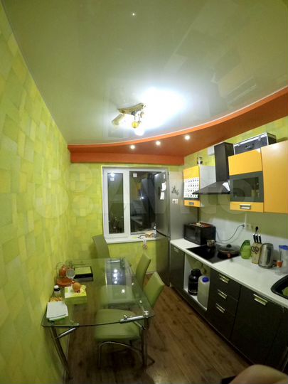 2-к. квартира, 54 м², 9/9 эт.