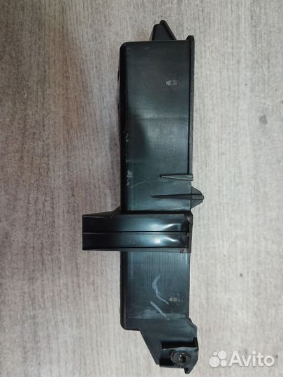 Кронштейн блока комфорта Renault Symbol I рестайли