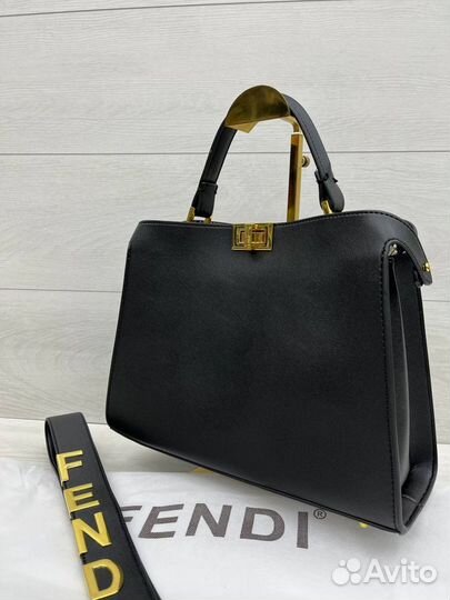 Женская сумка fendi