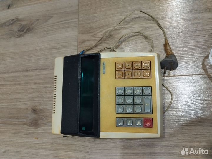 Калькулятор электроника СССР