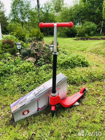 Самокат для маленьких светящиеся колеса