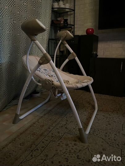 Детская качелька