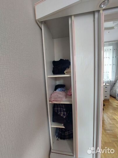 Шкаф белый для одежды бу