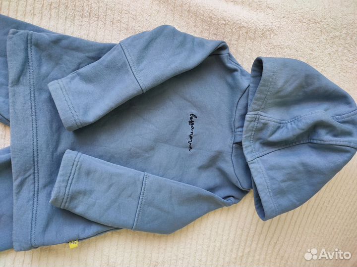 Продам костюм спортивный