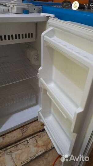 Холодильник бу маленький высота 85 см/48/55глубина