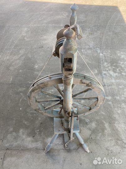 Прялка деревянная старинная