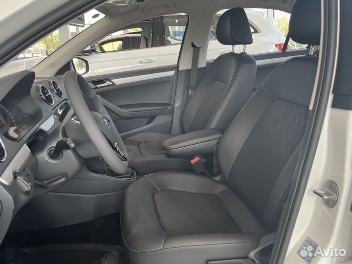 Jetta VA3 1.5 AT, 2023