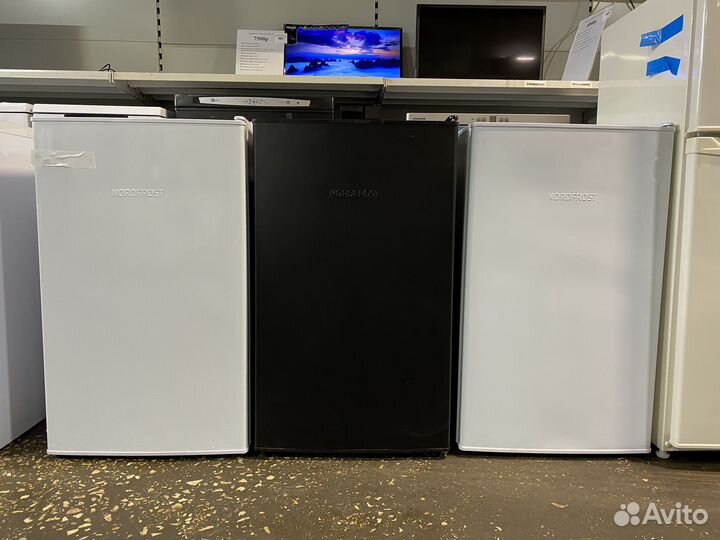 Холодильник маленький новый