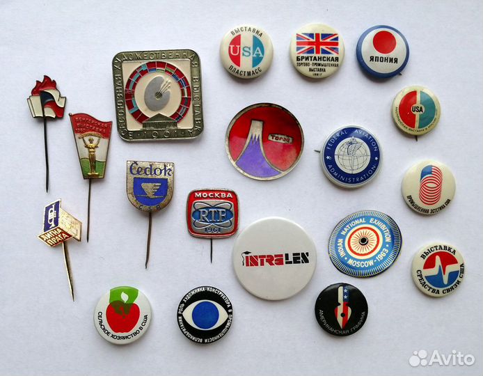 Значки спорт, писатели, В.И.Ленин и др. разные