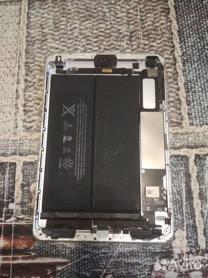 iPad mini 2 16gb отвязан без экрана