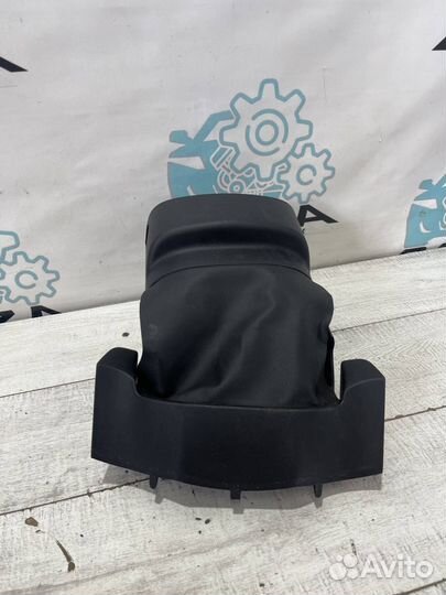 Кожух рулевой колонкиFord Focus 3