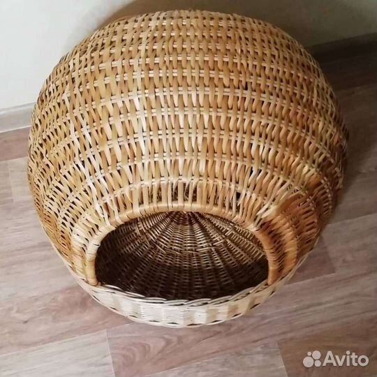 Лежанка для кошек