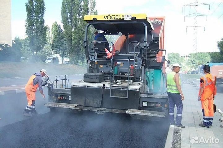 Асфальтирование дорог. Укладка асфальта. Асфальт