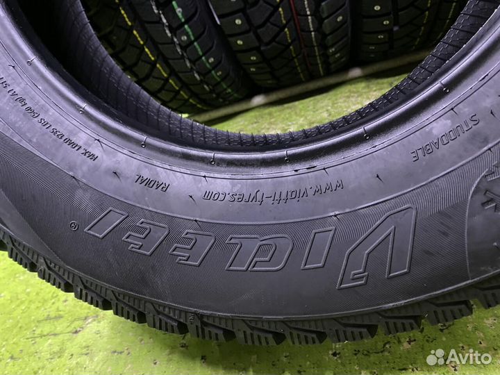 Viatti Brina Nordico V-522 185/70 R14 88T