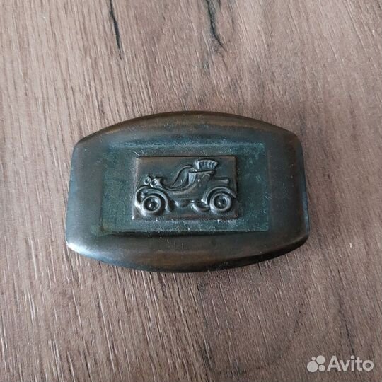 Пряжка машинка