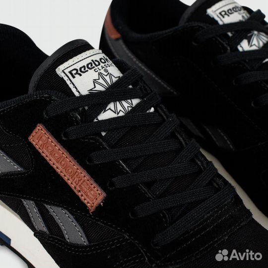 Кроссовки Reebok Classic Utility Black / White