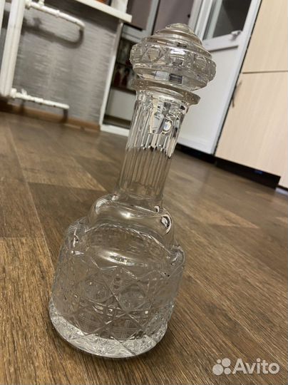 Кувшин хрустальный