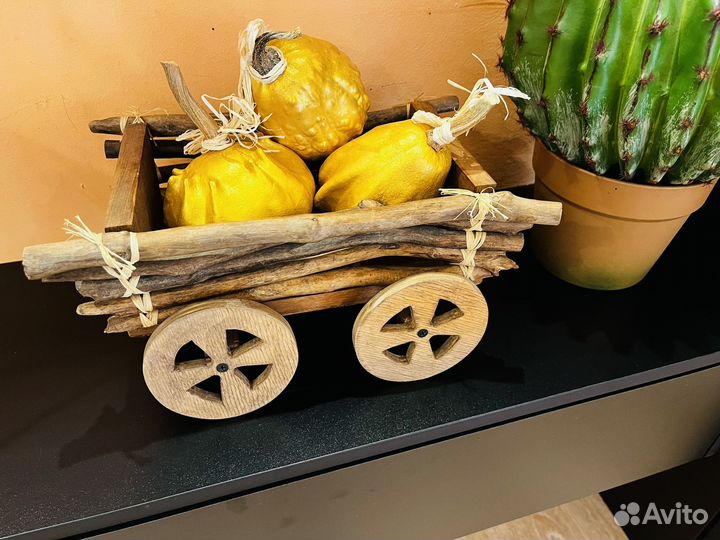 Телега интерьерная