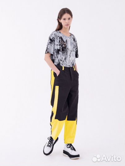 Брюки бананы с жёлтыми вставками-S