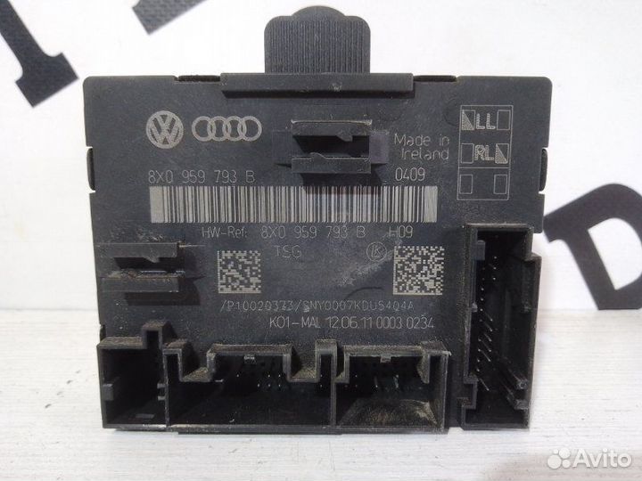 Блок управления дверью передний правый Skoda