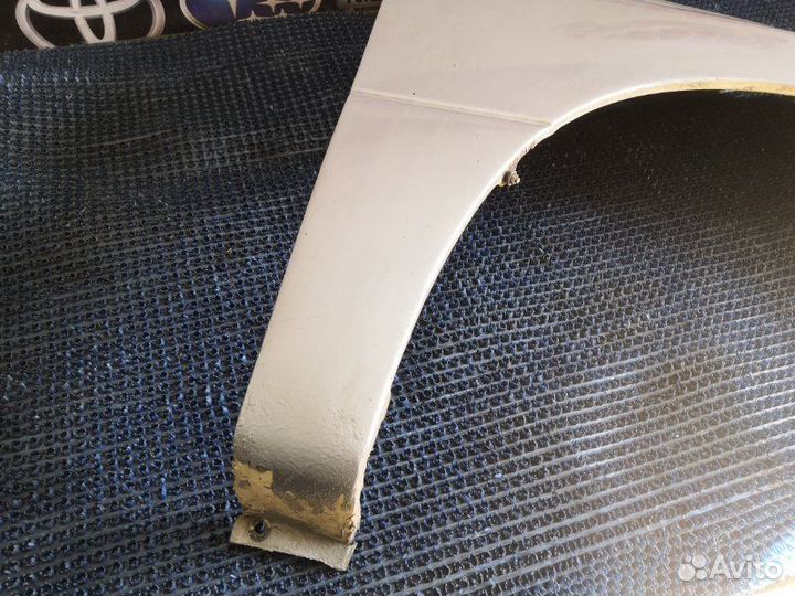 Крыло переднее правое Suzuki Vitara J20A 2000